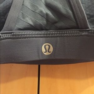 Lululemon sports bra